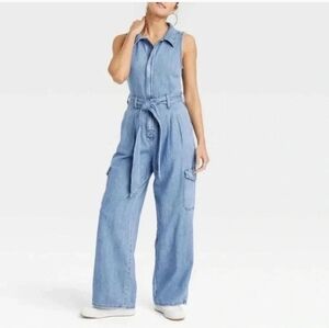Universal Thread Blue Denim Cargo Jumpsuit Sleeveless Overalls Belt Loop Size 8